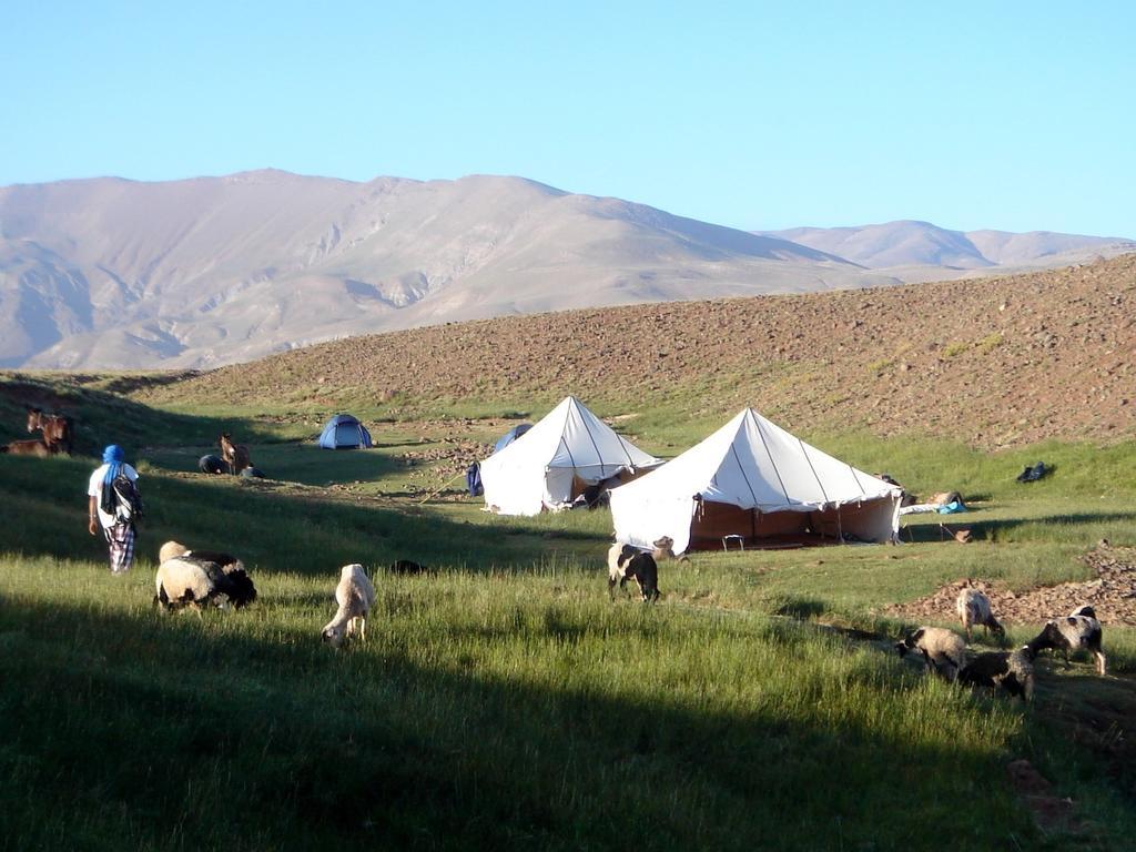 Hotel Kasbah Ait Bouguemez Agouti Zewnętrze zdjęcie